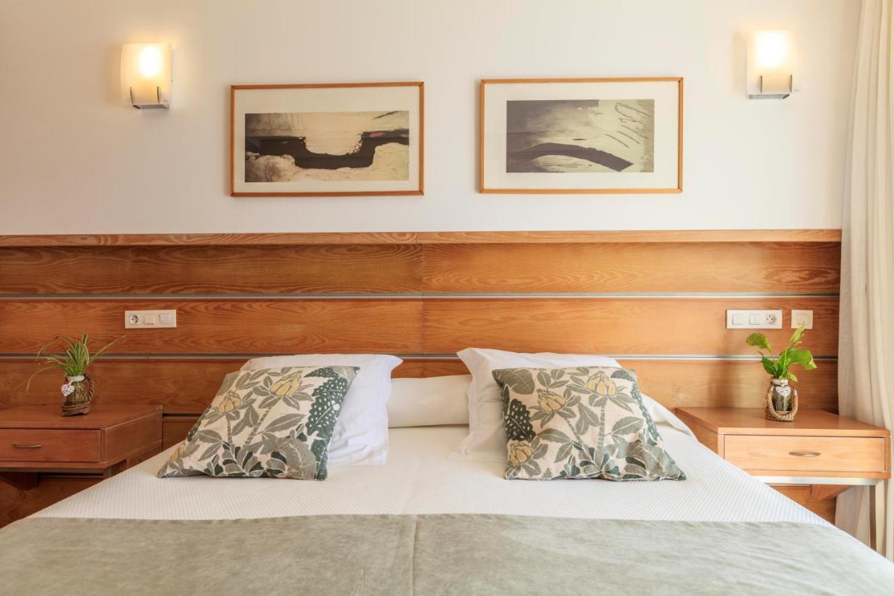 Hostal La Savina ลาซาวีนา ภายนอก รูปภาพ