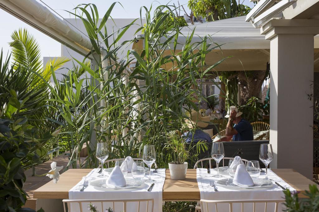 Hostal La Savina ลาซาวีนา ภายนอก รูปภาพ